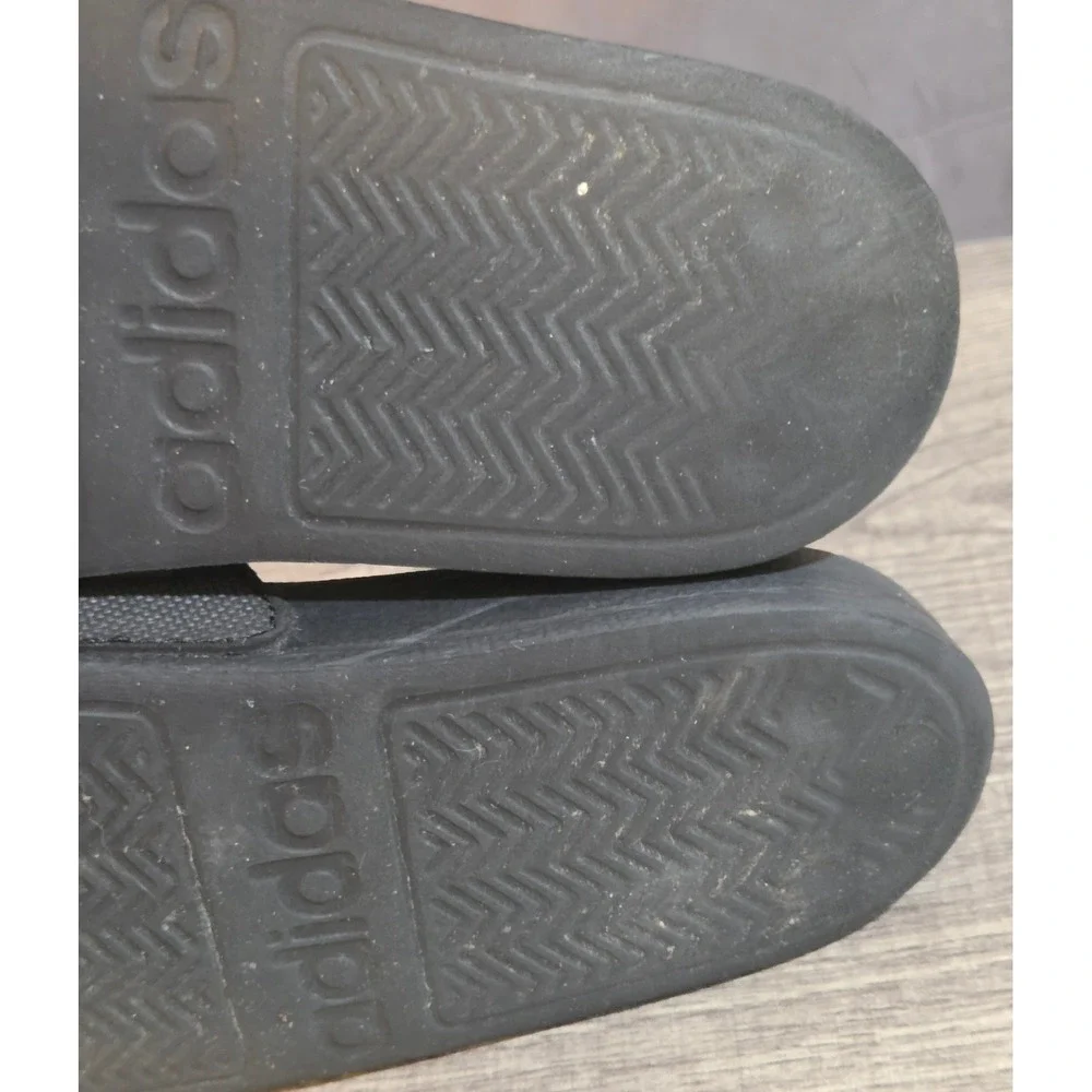Adidas Adilette Shower Slide Sandals Youth Size 13K Black White